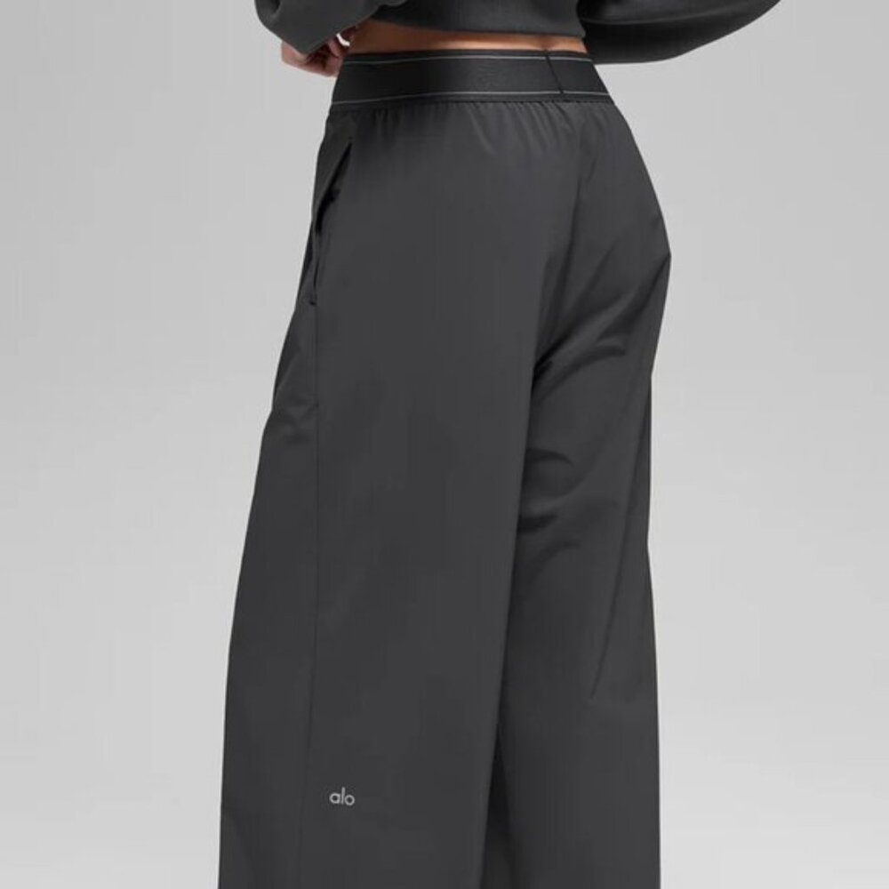 NWT ALO Yoga Women's Black Suit Up Trouser (Regular)🔥🎉 - Picture 7 of 7